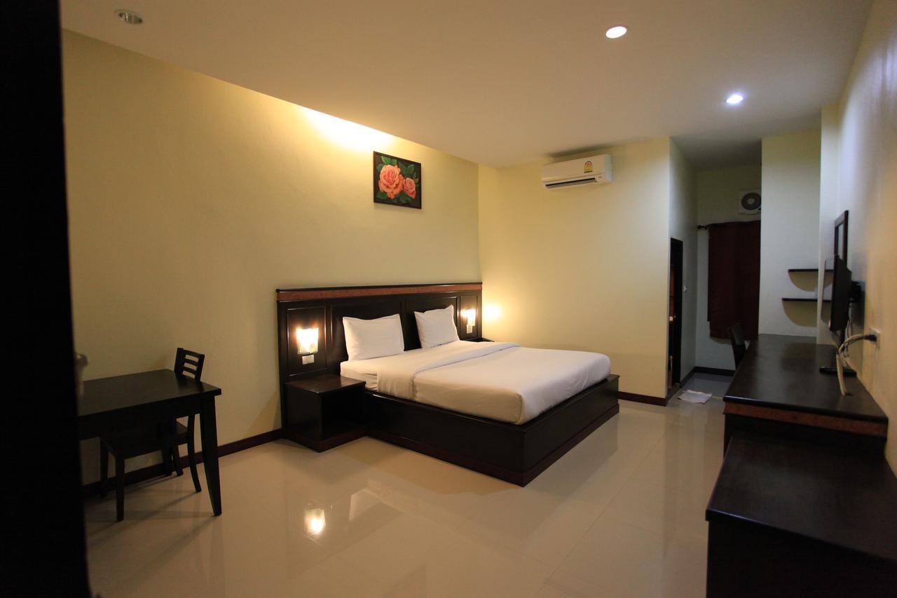 Room Place Chumphon Eksteriør billede